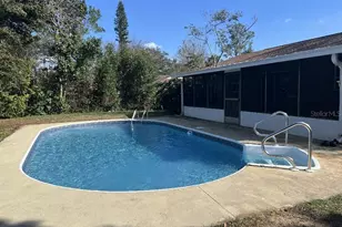 13635 Berkshire Ct, Grand Island, FL 32735 - Photo 2