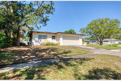 1631 Chateau Drive, Clearwater, FL 33756 - Photo 2