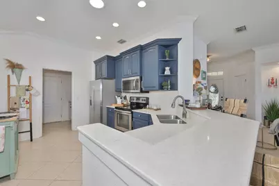 1045 Emerald Dunes Drive, Sun City Center, FL 33573 - Photo 22