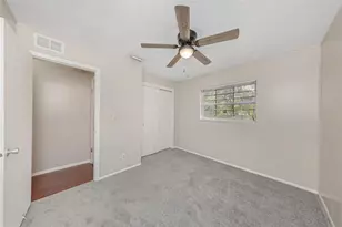 2423 Auburn St S, Saint Petersburg, FL 33712 - Photo 12