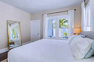 3218 7th St N, Saint Petersburg, FL 33704 - Photo 18