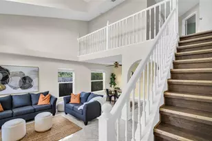 301 Tavernier Dr, Oldsmar, FL 34677 - Photo 8