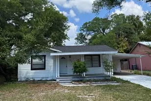 2016 E Clifton St, Tampa, FL 33610 - Photo 1