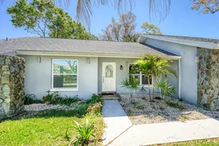 2988 Pinewood Run, Palm Harbor, FL 34684 - Photo 2