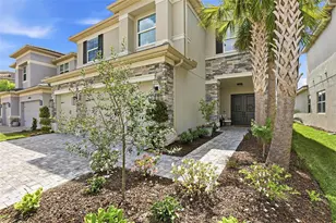 32490 Tree of Life Ave, Wesley Chapel, FL 33543 - Photo 2