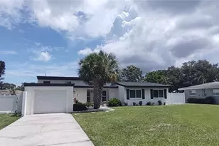 2713 Renatta Dr, Belleair Bluffs, FL 33770 - Photo 1