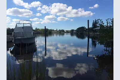 609 1st Ave NW, Ruskin, FL 33570 - Photo 2