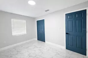 4515 5th St, Zephyrhills, FL 33542 - Photo 12