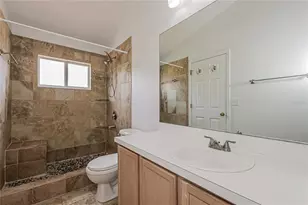 544 Lindsay Anne Ct, Plant City, FL 33563 - Photo 10
