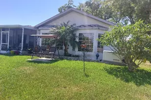 1207 Gillespie Dr N, Palm Harbor, FL 34684 - Photo 2
