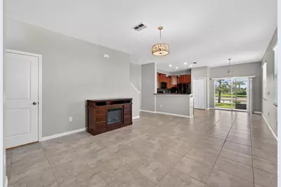 12964 Utopia Gardens Way, Riverview, FL 33579 - Photo 8