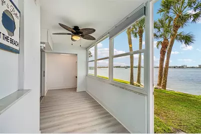 4750 Cove Circle #107, Saint Petersburg, FL 33708 - Photo 18