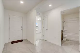 308 W Fairways View Dr, Beverly Hills, FL 34465 - Photo 8