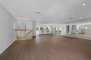 430 Sandy Hook Rd, Treasure Island, FL 33706 - Photo 4