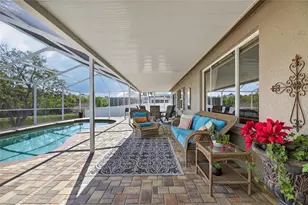 12828 Raysbrook Dr, Riverview, FL 33569 - Photo 6