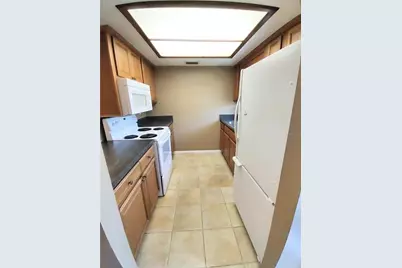 [Address not provided], Thonotosassa, FL 33592 - Photo 2