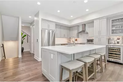 536 4th Avenue S #2, Saint Petersburg, FL 33701 - Photo 2