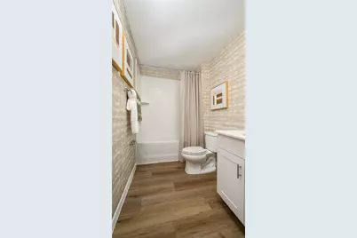 9206 Shadow Valley Lane, Zephyrhills, FL 33541 - Photo 18