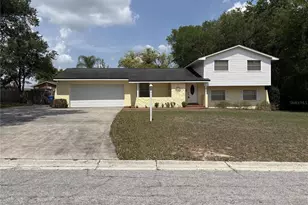 1008 Lady Guinevere Dr, Valrico, FL 33594 - Photo 1