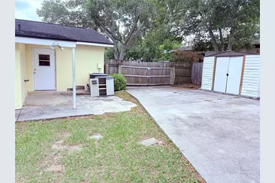 1008 Lady Guinevere Drive, Valrico, FL 33594 - Photo 40