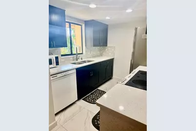 3919 Pine Limb Court, Tampa, FL 33614 - Photo 6