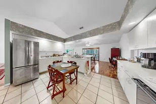 2003 New Bedford Dr, Sun City Center, FL 33573 - Photo 26