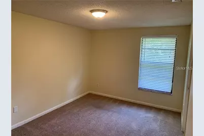 4913 Rockledge Circle, Tampa, FL 33624 - Photo 32