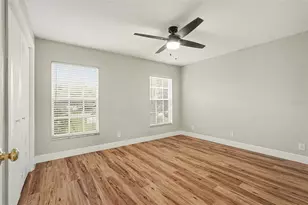 37306 Embassy Pk Ln, Dade City, FL 33525 - Photo 14