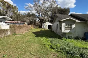 414 S Wiggins Rd, Plant City, FL 33566 - Photo 4