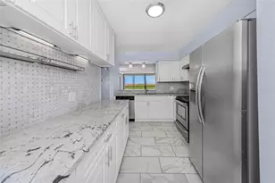 1000 Cove Cay Dr, Clearwater, FL 33760 - Photo 16