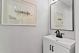 262 30th St N, Saint Petersburg, FL 33713 - Photo 24