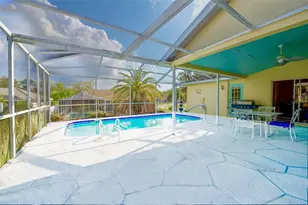 7404 Cool Breeze Ct, Spring Hill, FL 34607 - Photo 2