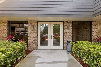 36750 US Highway 19 N #8-202, Palm Harbor, FL 34684 - Photo 2