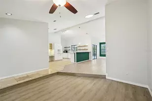 3109 Lake Valencia Ln E, Palm Harbor, FL 34684 - Photo 10