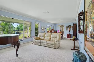 1350 Eckles Dr, Tampa, FL 33612 - Photo 6