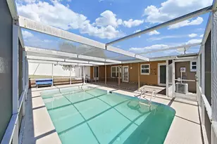 7098 Holiday Dr, Spring Hill, FL 34606 - Photo 30