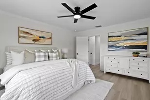 109 Poinciana Ln, Largo, FL 33770 - Photo 16