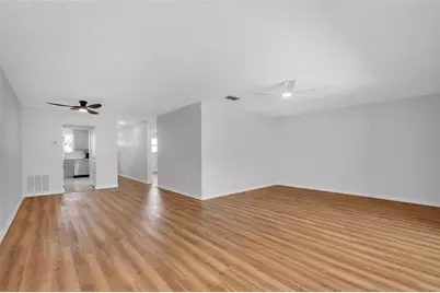 3128 59th Street S #303, Gulfport, FL 33707 - Photo 8