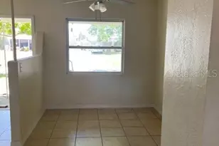 4894 31st St N, Saint Petersburg, FL 33714 - Photo 8