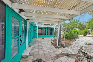 8825 Oak St, Riverview, FL 33578 - Photo 8