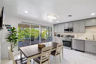 8825 Oak St, Riverview, FL 33578 - Photo 4