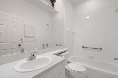 6600 100th Way N #24B, Saint Petersburg, FL 33708 - Photo 22