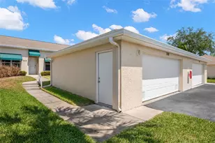 6600 100th Way N, Saint Petersburg, FL 33708 - Photo 2