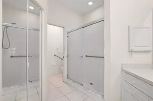 6600 100th Way N, Saint Petersburg, FL 33708 - Photo 18
