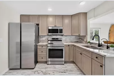 14198 89th Avenue, Seminole, FL 33776 - Photo 8