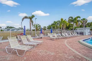 14198 89th Ave, Seminole, FL 33776 - Photo 24