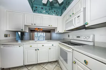 9860 62nd Terrace N #1025, Saint Petersburg, FL 33708 - Photo 24