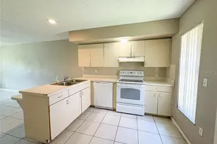 944 Buccaneer Dr, Lakeland, FL 33801 - Photo 12