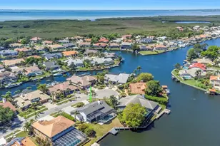 9821 Bay Island Dr, Tampa, FL 33615 - Photo 42