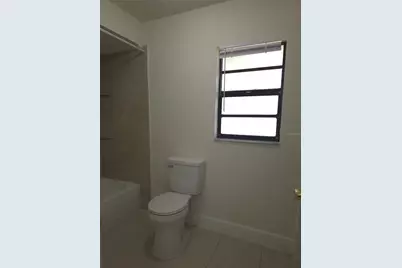 10410 N Ojus Drive, Tampa, FL 33617 - Photo 20